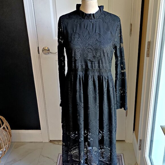 NWOT! ROMANTIC BLACK LACE DRESS ENDLESS ROSE - Picture 5 of 5